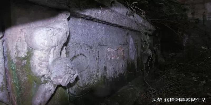 坐东北朝西南的房子风水(流峰板桥傍依坛山的西麓村)