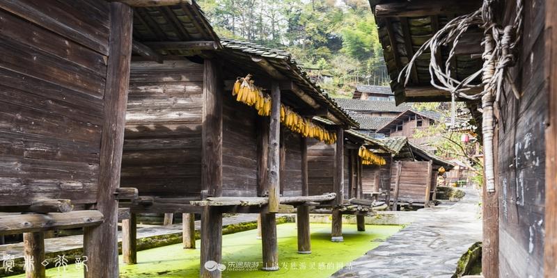 农村粮仓在房子哪个方位最好(这个民族异想天开)