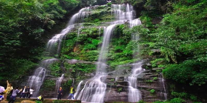 江南百景图桃花村算卦摊在哪(这座夏天26度的浙江避暑小城)