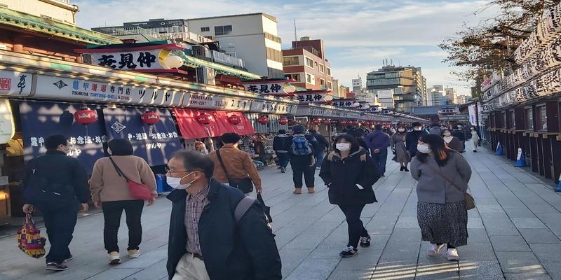 算卦的能算出来流产吗(日本浅草漫步)