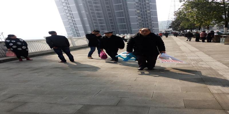 算卦街算命一条街全部为真人在线算命(重庆涪陵生活之围观涪陵八字算命一条街)