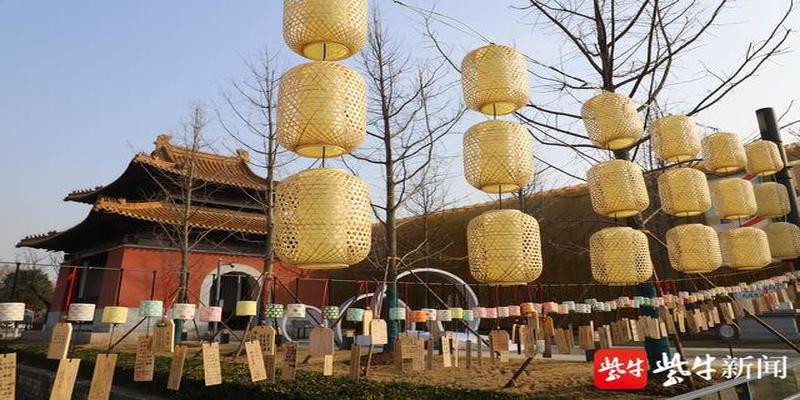 八字双鼠夜游格(南京大报恩寺遗址景区推出“古风宋韵中国年”春节系列活动)